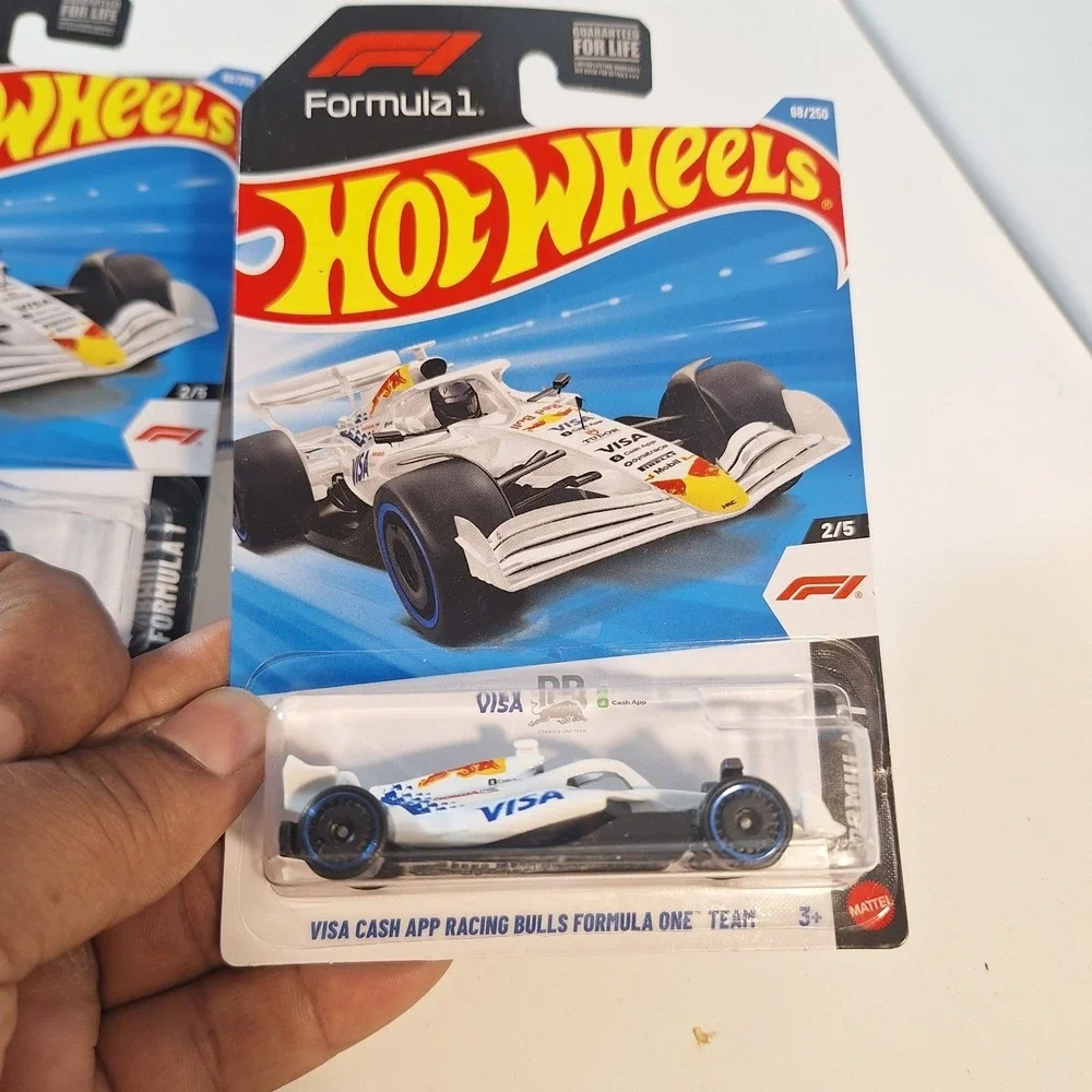 Hot Wheels Formula 1 McLaren & Visa‎ Cash App Racing Bull 3 Cars